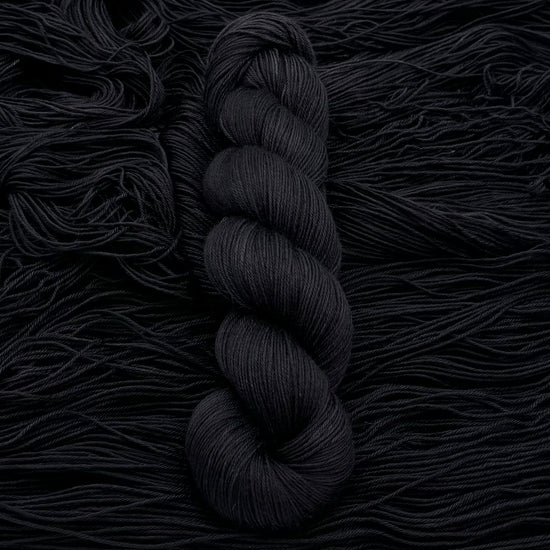 Mørk yak - Black Wolf - A Knitters World