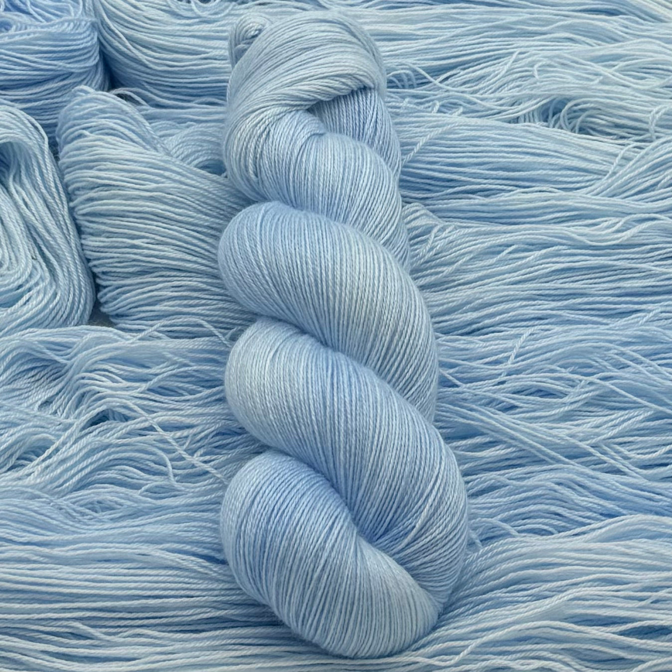 Ny Mink - Cloud - A Knitters World
