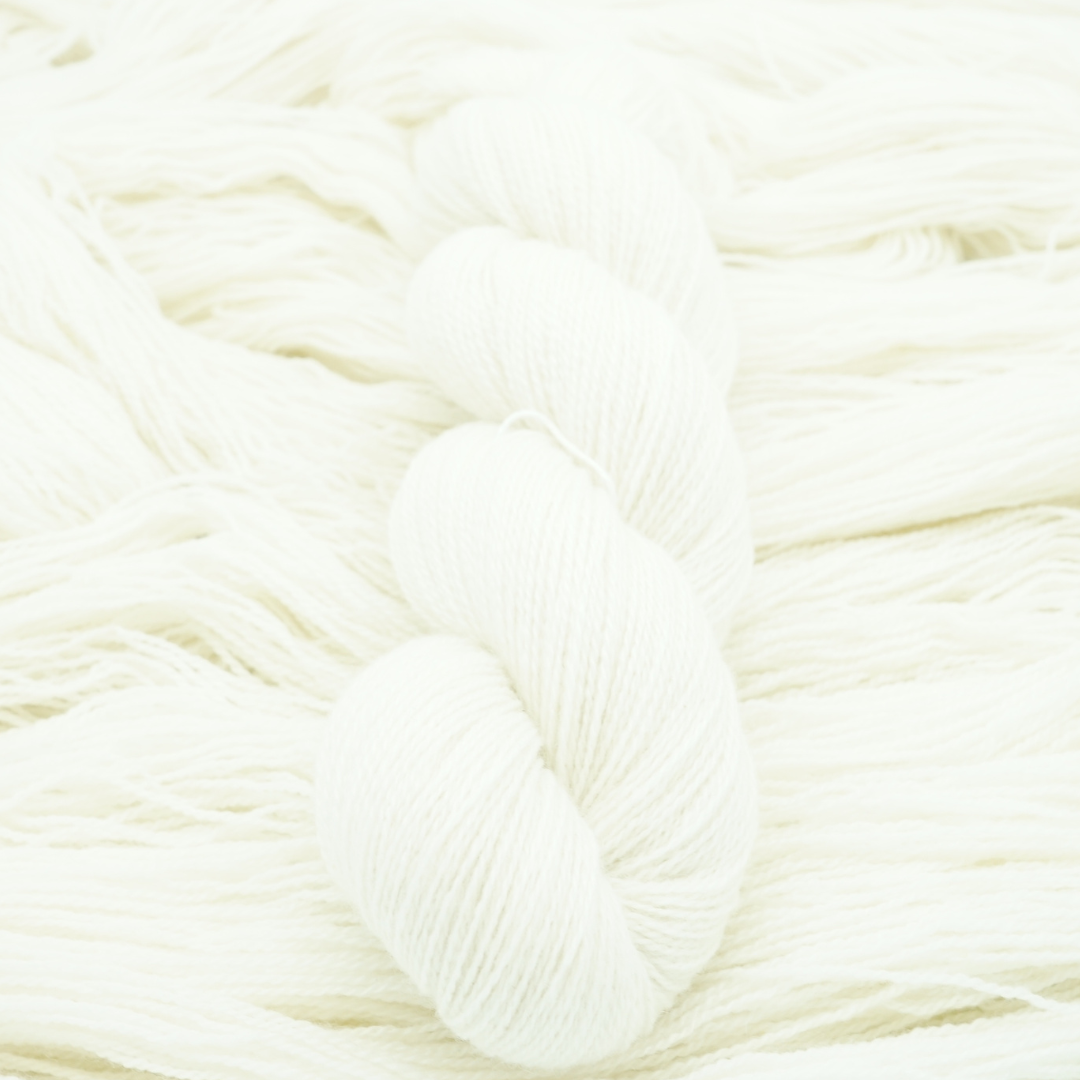 100% Mongolian Cashmere Lace - Ufarvet - A Knitters World
