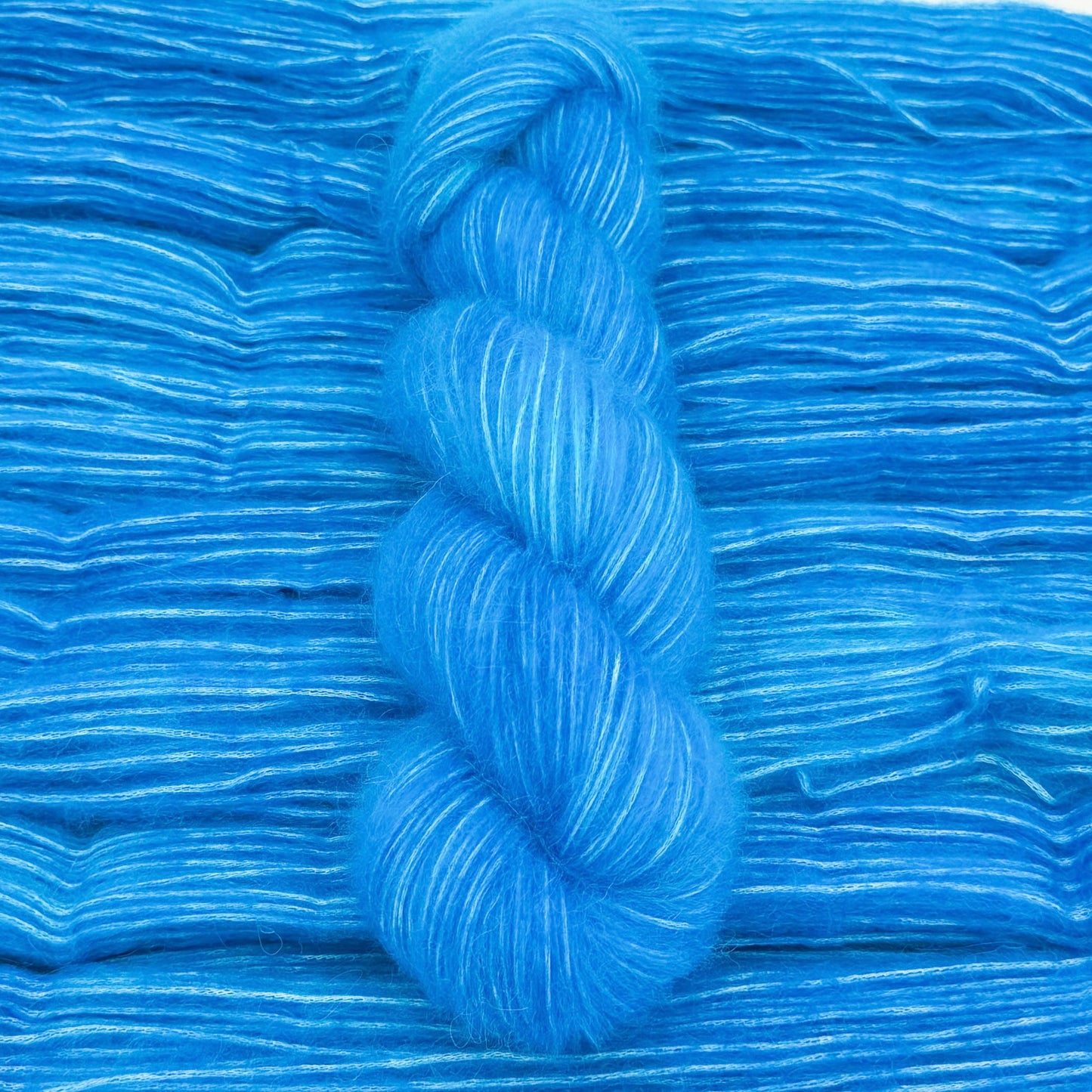 Fluffy Alpakka - Imperial - A Knitters World