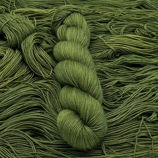 Camel/ silke - Green tea - A Knitters World