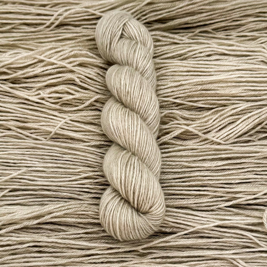 100% Mongolian Cashmere - Secret of the forest - A Knitters World