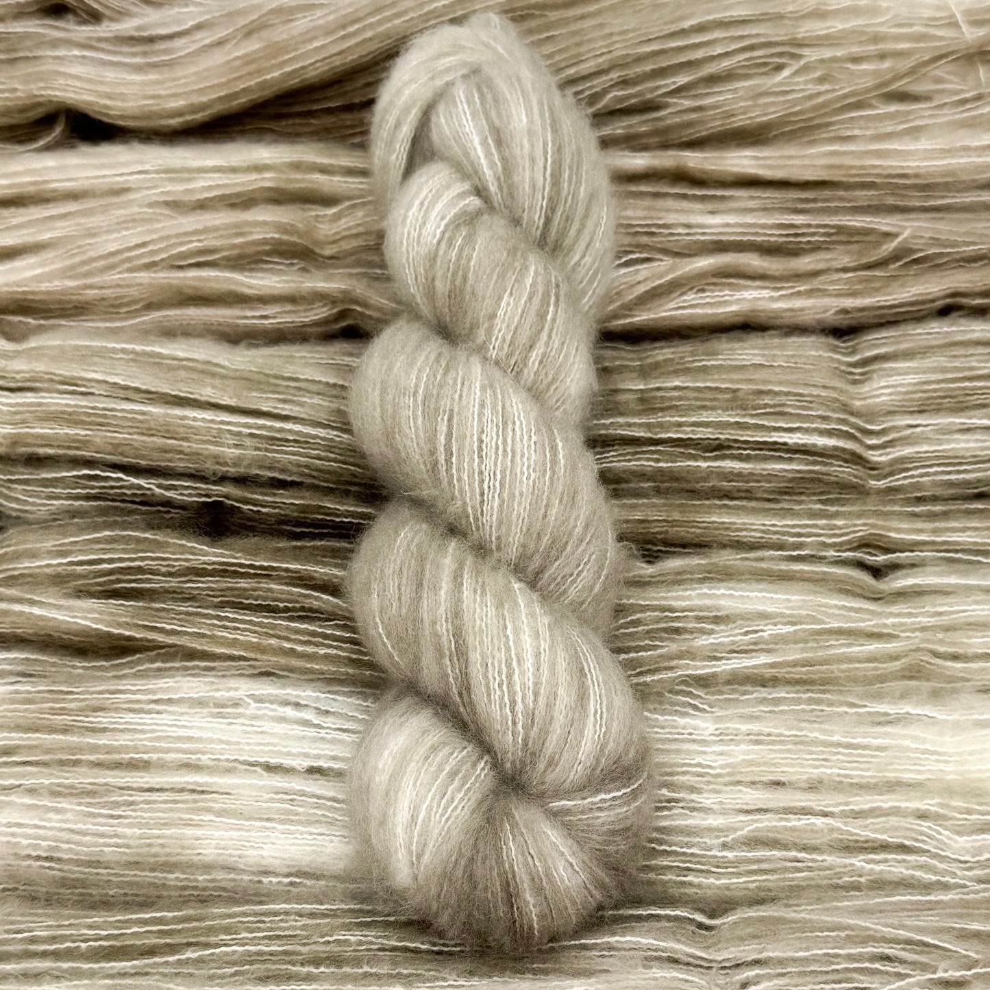 Fluffy Cashmere - Secret of the forest - A Knitters World