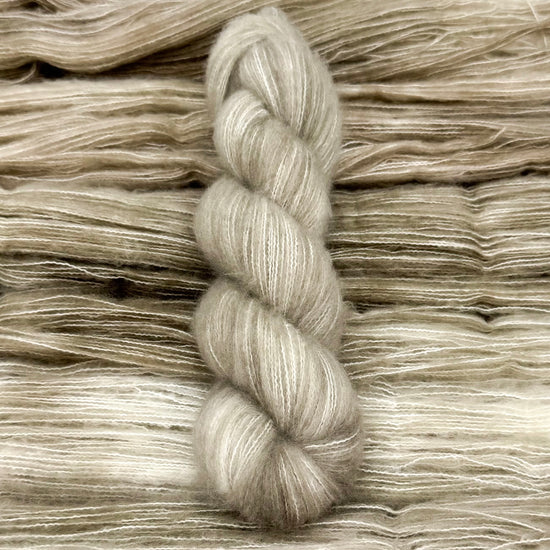 Fluffy Cashmere - Secret of the forest - A Knitters World