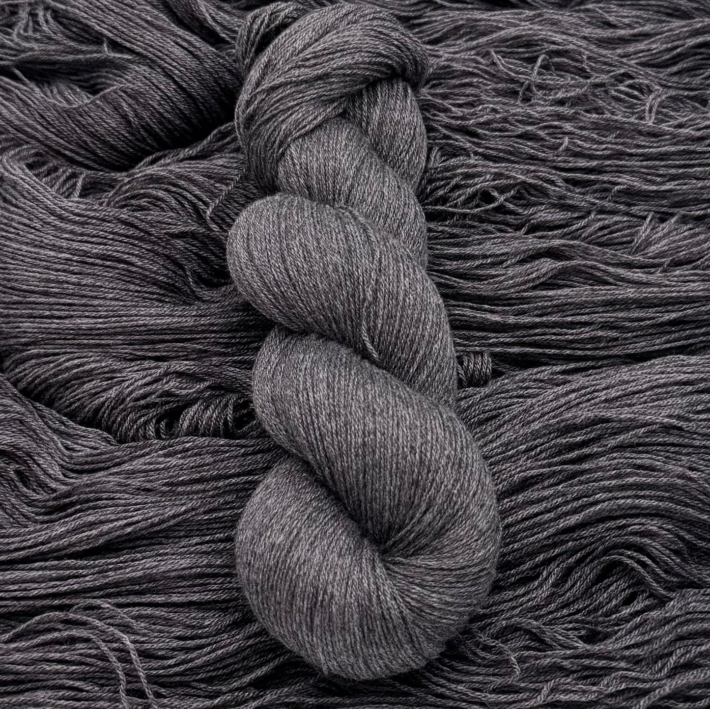Ny Mink - Mysterious - A Knitters World