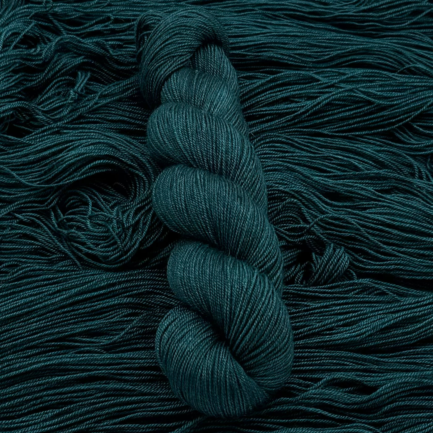 Grå Yak - Waterfall - A Knitters World