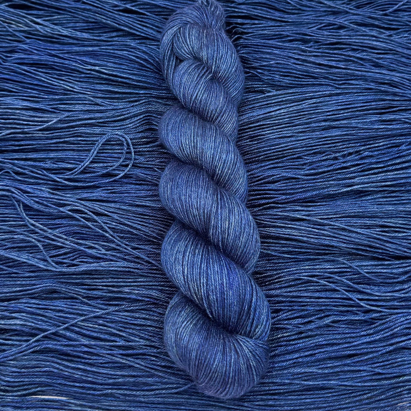 Mørk Yak - American Jeans - A Knitters World