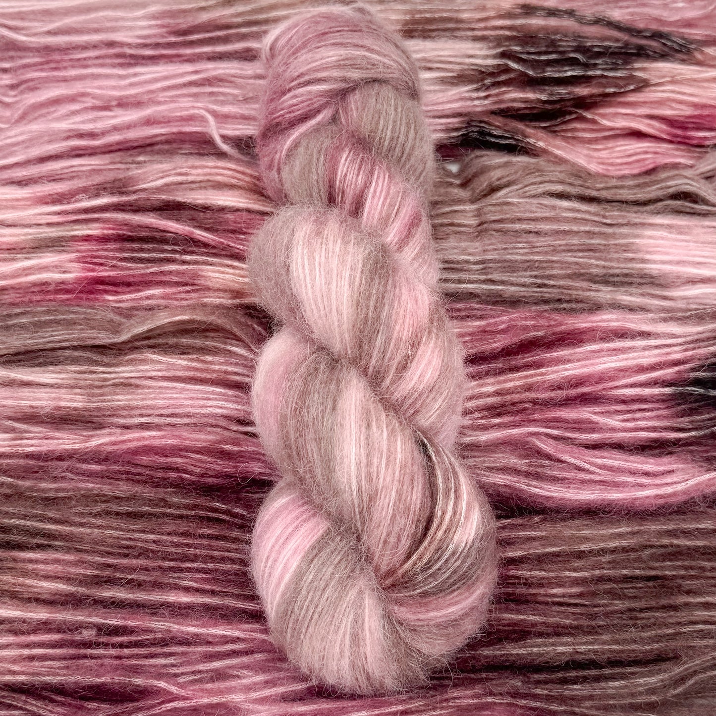 Fluffy Alpakka - Wild Rose - A Knitters World