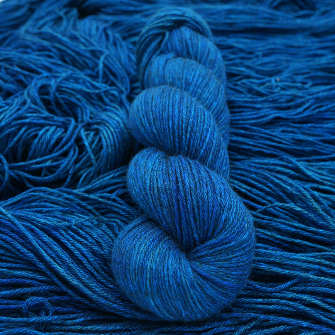 Load image into Gallery viewer, Mørk Yak Sport - Sidsels Brilliant Blue - A Knitters World
