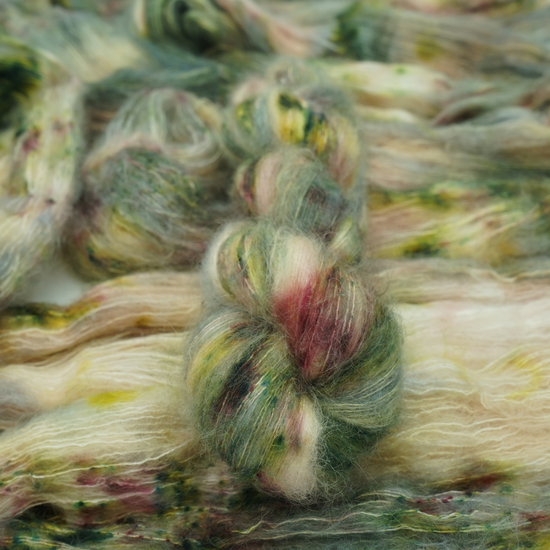 Mohair Sport - Spring in the cottage