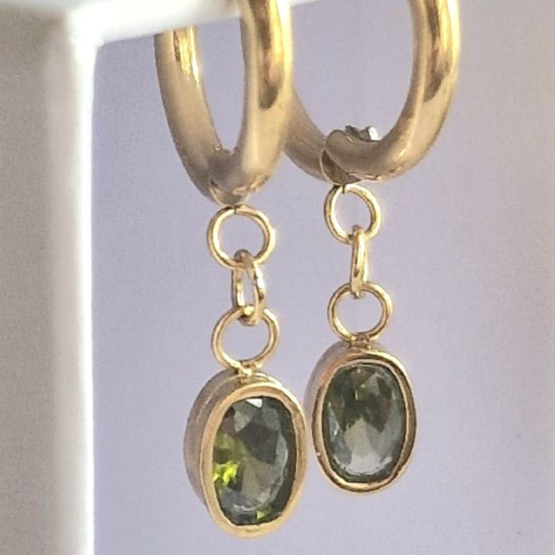 My Pearl zirkon øreringe oval grøn - Guld - A Knitters World
