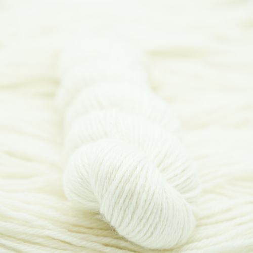 Undyed yarn  A Knitters World