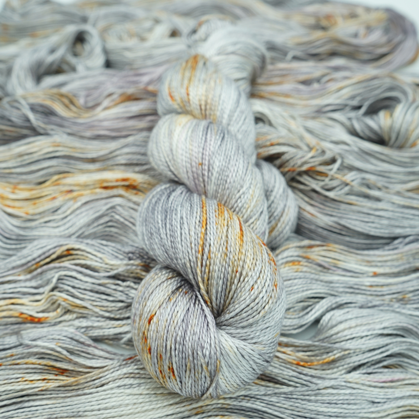 100% Mulberry Silke - Rusty Metal - A Knitters World