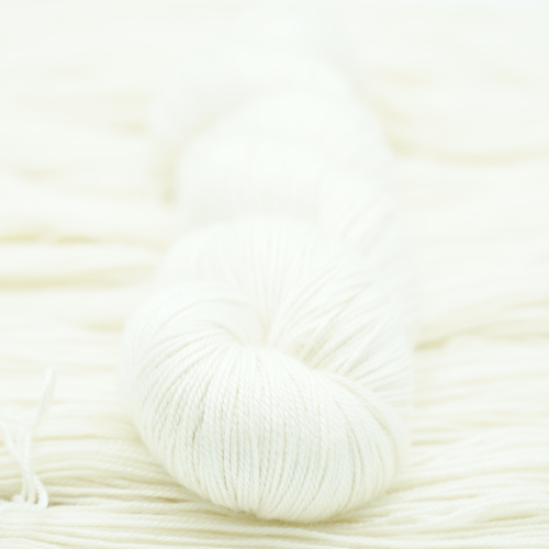 Cashmere/ silke - Ufarvet - A Knitters World